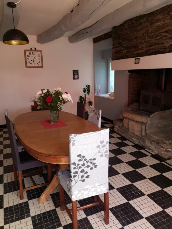 Ty Flour Di Lys Hotel Rochefort-en-Terre Buitenkant foto
